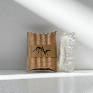 czepek kapielowy w kartoniku fala z beżową etykietą